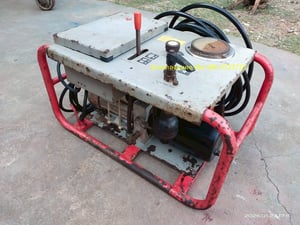 ชุดปั๊มไฮดรอลิก (ไม่รวมกระบอก) ใช้ไฟบ้าน 220V  เดิมใช้เป็นเครื่องเชื่อมท่อพีอีแบบไฮดรอลิก ตัวปั๊มใช้งานได้ปกติ จุดขั้วต่ออื่นไม่ได้ลอง ราคา 5,500 บาทไม่รวมส่ง