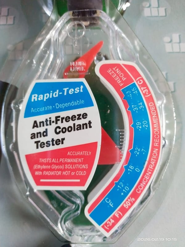 เครื่องทดสอบคุณภาพน้ำยาหล่อเย็นและจุดเยือกแข็ง Jonnesway รุ่น AR030002  ฟังก์ชันการใช้งาน: ใช้สำหรับตรวจสอบประสิทธิภาพของน้ำยาหล่อเย็นและจุดแข็งตัวของน้ำยาในระบบหม้อน้ำ  ของใหม่เก่าเก็บ ขายตามสภาพ อุปกรณ์ครบในกล่อง อันละ 50 บาทไม่รวมส่ง มี 40 อัน