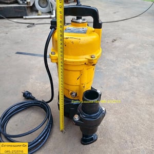 ปั๊มแช่ดูดโคลน ยี่ห้อมิตซูบิชิ ขนาด 0.5 แรง ใช้ไฟบ้าน 220V ท่อน้ำเข้าออก 1.5 นิ้ว ส่งสูง 8.5 เมตร ได้ปริมาณน้ำสูงสุด 250 ลิตรต่อนาที สภาพดี ใช้งานได้ปกติ ราคา 3,500 บาทไม่รวมส่ง