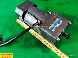 มอเตอร์เกียร์ ขนาด 60W  ใช้ไฟบ้าน 220V  ความเร็วรอบ 9 รอบต่อนาที ใช้งานได้ปกติ ราคา 1,000 บาทไม่รวมส่ง