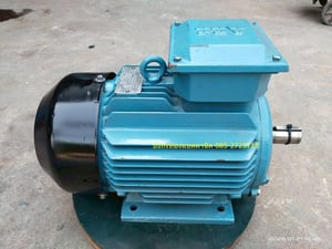 มอเตอร์ ABB ขนาด 3 แรง ใช้ไฟสามเฟส 380V ความเร็วรอบ 1430 รอบต่อนาที เดิมๆ หมุนนิ่ม สภาพสวย พร้อมใช้งาน ราคา 3,300 บาทไม่รวมส่ง มอเตอร์ ABB ขนาด 3 แรง ใช้ไฟสามเฟส 380V ความเร็วรอบ 1430 รอบต่อนาที เดิมๆ หมุนนิ่ม สภาพสวย พร้อมใช้งาน ราคา 3,300 บาทไม่รวมส่ง