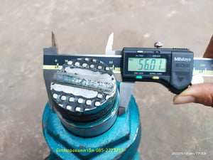 แม่แรงกระปุกญี่ปุ่น ขนาด 20 ตัน สีเดิม ไม่รั่ว สภาพสวยพร้อมใช้งาน  ราคา 1,900 บาทไม่รวมส่ง