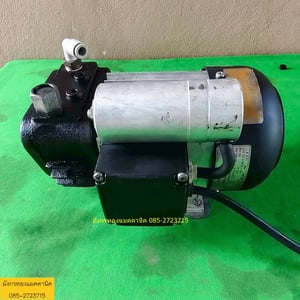 ปั๊มแวคคั่ม ปั๊มสุญญากาศ ยี่ห้อ Rietschle  Made in Switzerland  ขนาด 250 วัตต์ ใช้ไฟ 100V   สภาพดี ใช้งานได้ปกติ ราคา 1,800 บาทไม่รวมส่ง