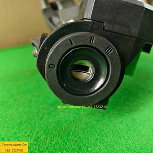 ชุดกุญแจรถยนต์ Honda กุญแจรีโมท กุญแจสองดอกตามภาพ ไม่ทราบรุ่น สภาพใหม่มาก ชุดตามภาพ 1,500 บาทไม่รวมส่ง