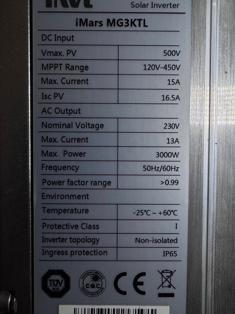 อินเวอร์เตอร์โซล่าเซลล์ ยี่ห้อ INVT รุ่น MG3KTL  3000W  สภาพใหม่เก่าเก็บ ใช้งานได้ปกติ ราคา 15,000 บาทไม่รวมส่ง