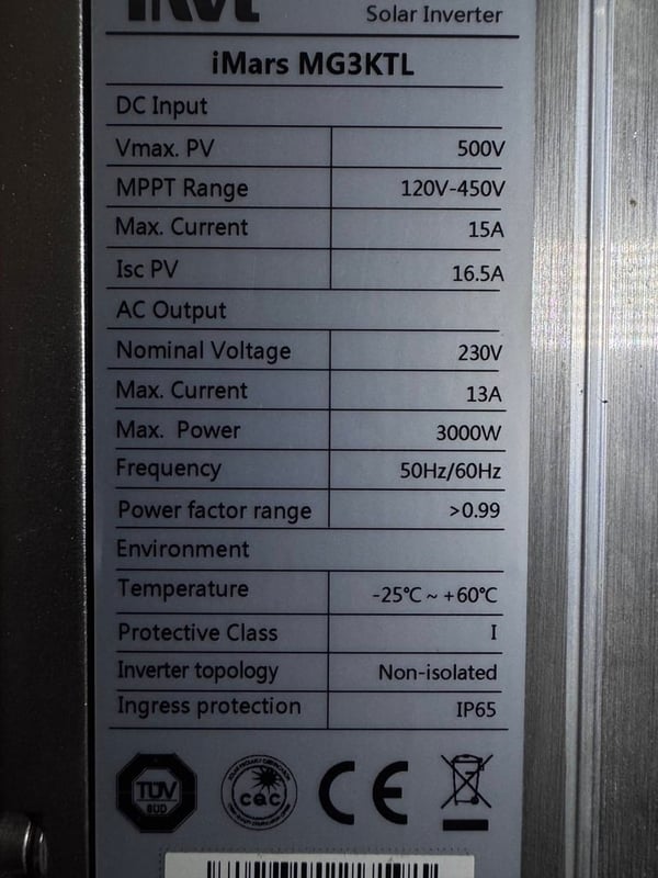 อินเวอร์เตอร์โซล่าเซลล์ ยี่ห้อ INVT รุ่น MG3KTL  3000W  สภาพใหม่เก่าเก็บ ใช้งานได้ปกติ ราคา 15,000 บาทไม่รวมส่ง