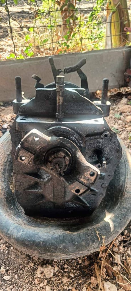 เกียร์ slow rocky