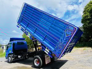 ISUZU NPR 130แรงม้า รถบรรทุก 6ล้อ ดั้มพ์ ปี2003