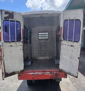 ISUZU NLR 130แรงม้า รถบรรทุก 4ล้อ ตู้แห้ง ปี2010 ISUZU NLR 130แรงม้า รถบรรทุก 4ล้อ ตู้แห้ง ปี2010