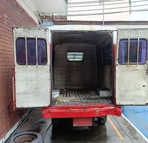 ISUZU NLR 130แรงม้า รถบรรทุก 4ล้อ ตู้แห้ง ปี2009 ISUZU NLR 130แรงม้า รถบรรทุก 4ล้อ ตู้แห้ง ปี2009