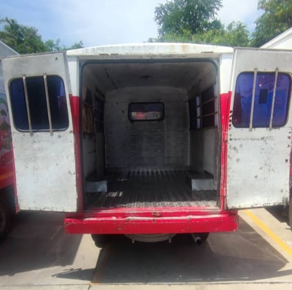 ISUZU NLR 130แรงม้า รถบรรทุก 4ล้อ ตู้แห้ง ปี2009 ISUZU NLR 130แรงม้า รถบรรทุก 4ล้อ ตู้แห้ง ปี2009