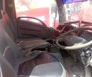 ISUZU NLR 130แรงม้า รถบรรทุก 4ล้อ ตู้แห้ง ปี2010 ISUZU NLR 130แรงม้า รถบรรทุก 4ล้อ ตู้แห้ง ปี2010