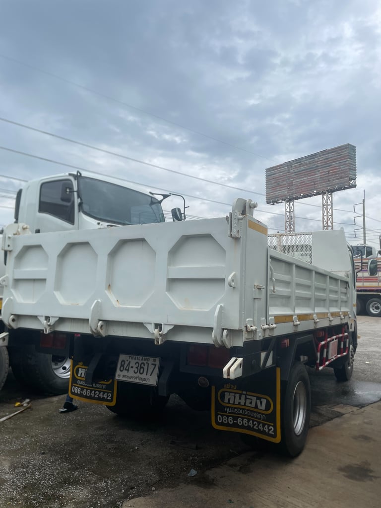 ราคา690,000 ISUZU FRR210 ดั้มพ์ ปี2559 ราคา690,000 ISUZU FRR210 ดั้มพ์ ปี2559