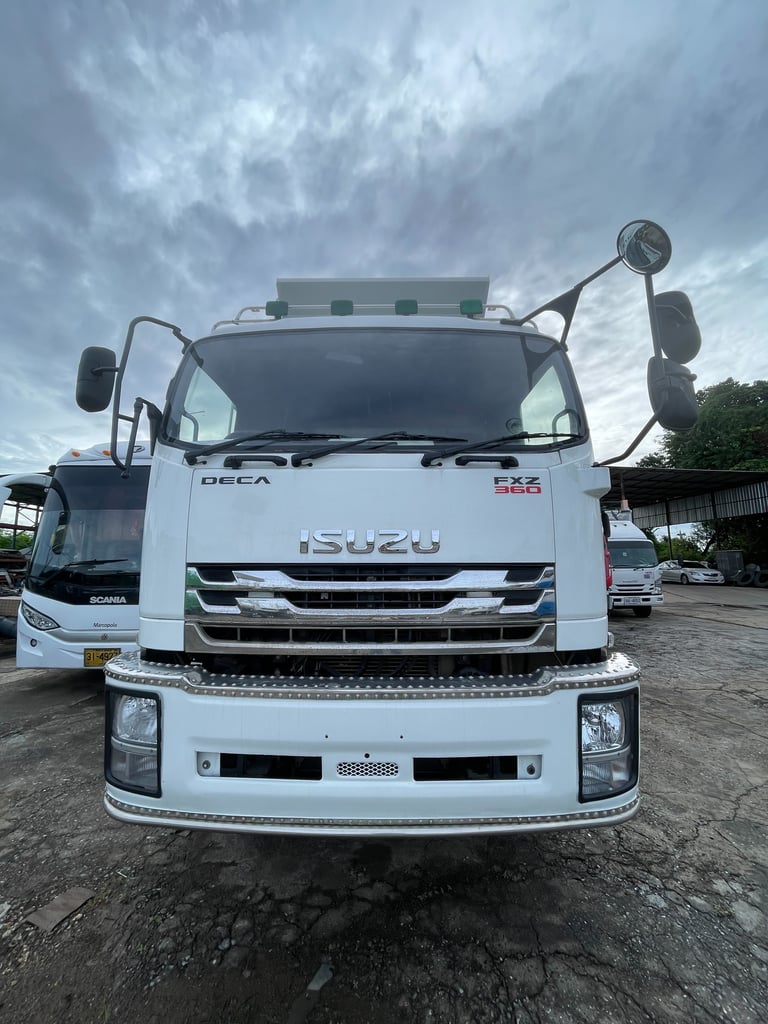 ISUZU FXZ 360แรงม้า รถบรรทุก 10ล้อ ดั้มพ์ ปี60