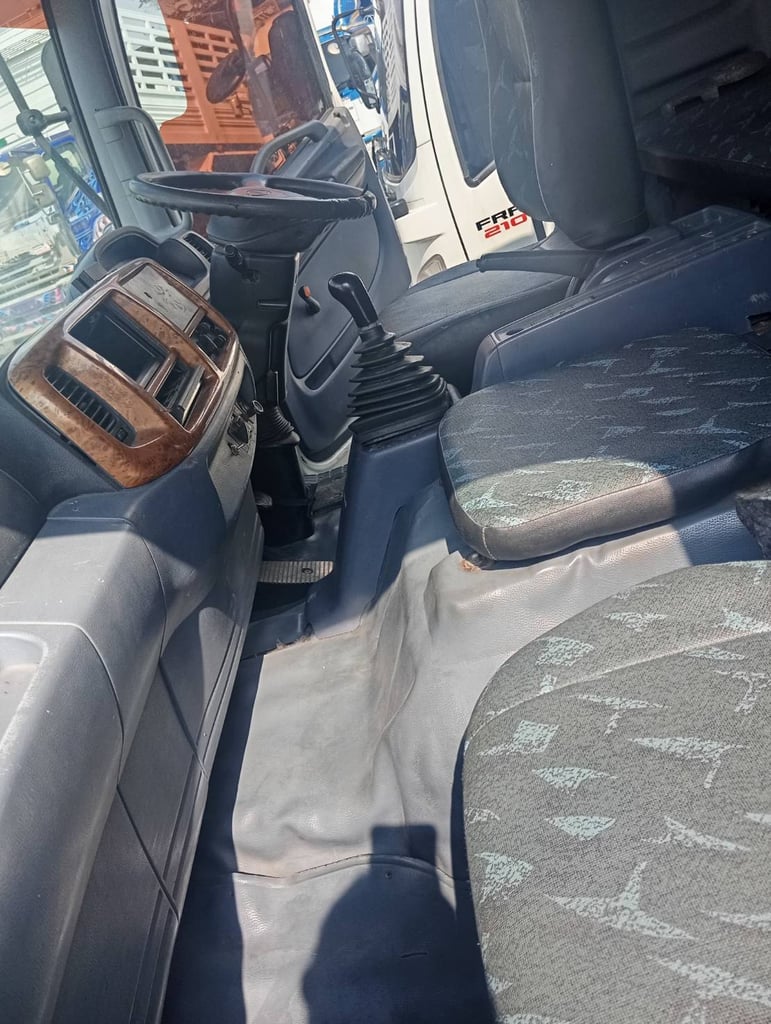 HINO FM 245แรงม้า รถบรรทุก 10ล้อ กระบะคอกสูง ปี54