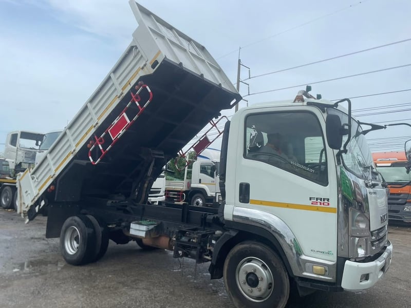 ISUZU FRR 210แรงม้า รถบรรทุก 6ล้อ ดั้มพ์ ปี2559