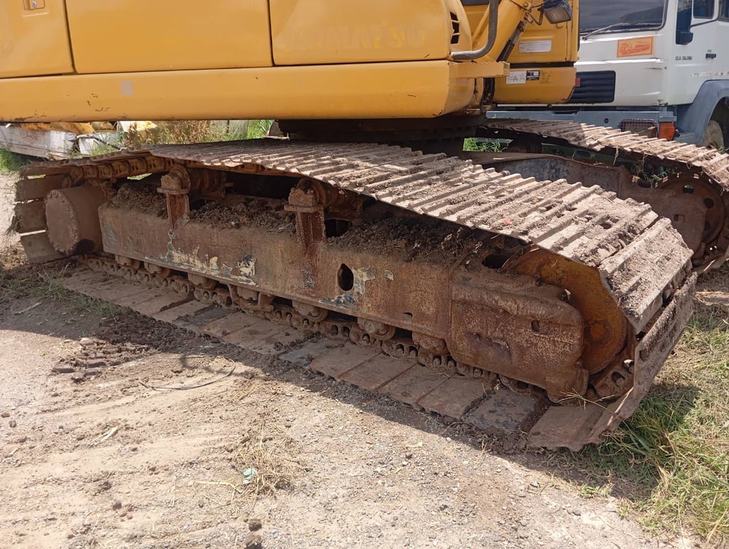 รถแม็คโคร PC200-8A ปี2556 ใช้งานได้ปกติ