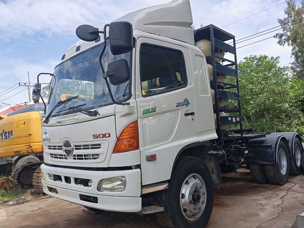 HINO FM 260แรงม้า รถบรรทุก 10ล้อ หัวลาก ปี55