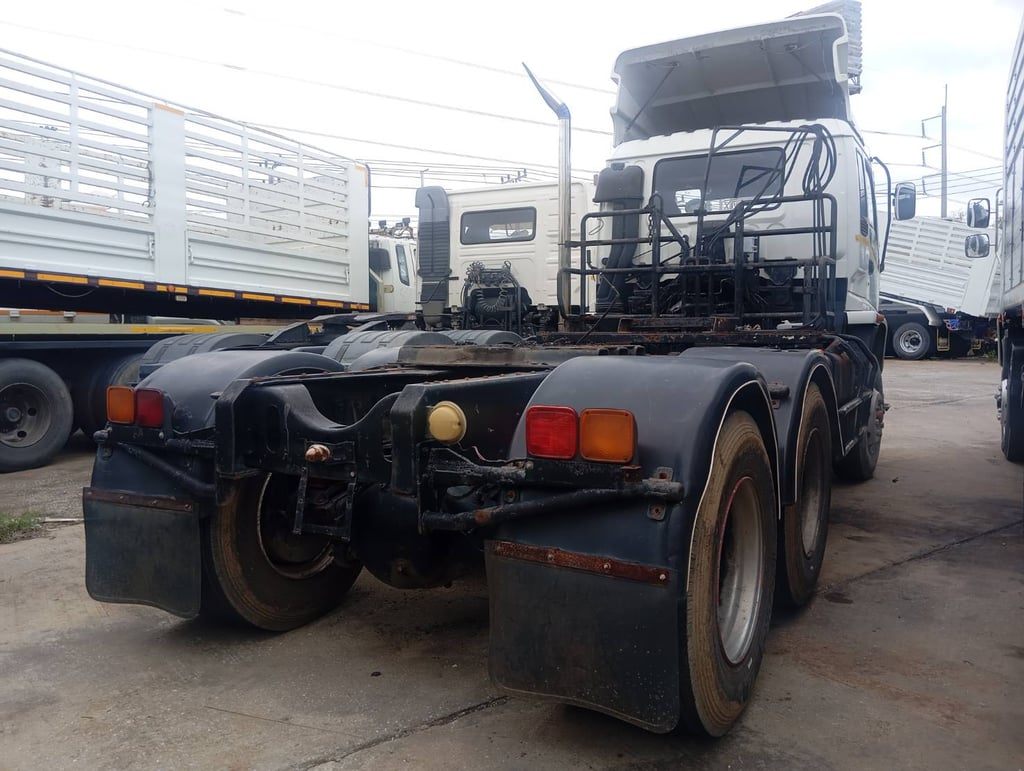 ISUZU GXZ 270แรงม้า หัวลาก  ปี2545