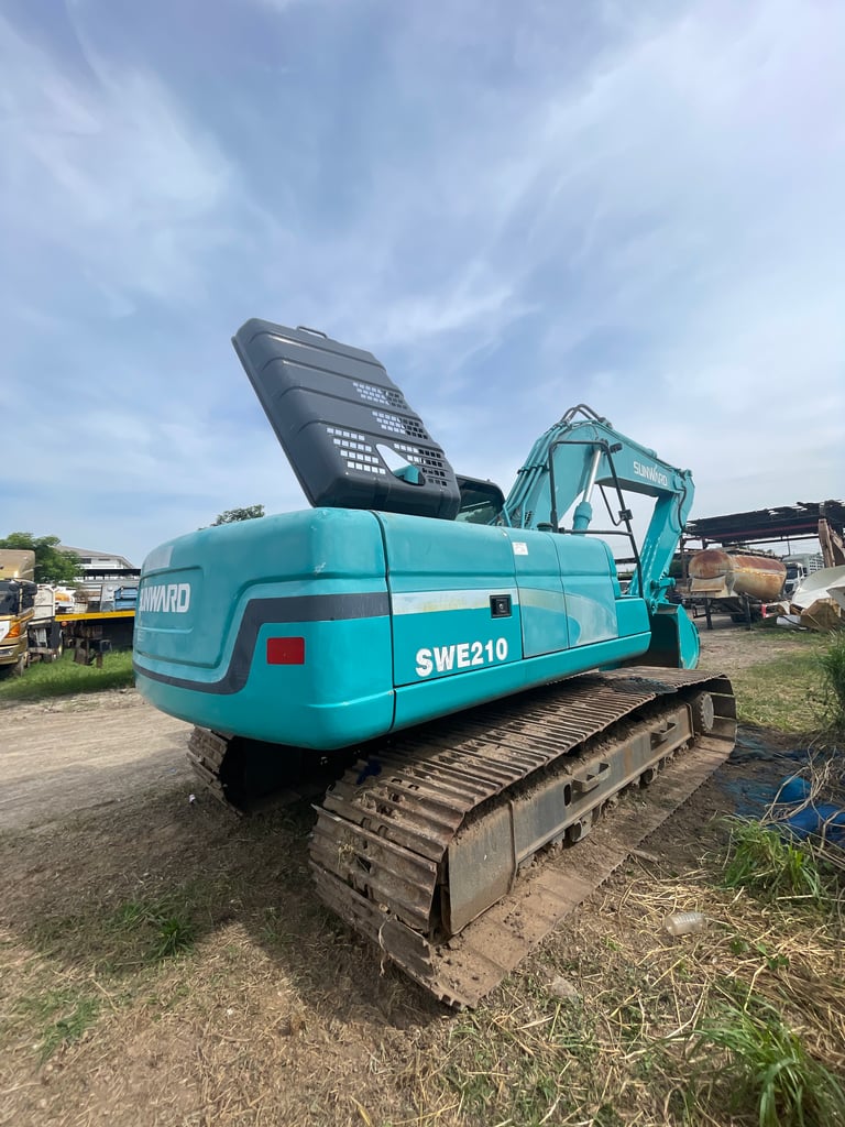 รถแม็คโคร SWE210 รถใช้งานได้ปกติ รถแม็คโคร SWE210 รถใช้งานได้ปกติ