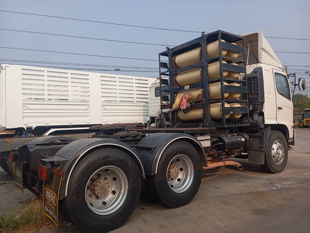 HINO FM 260แรงม้า รถบรรทุก 10ล้อ หัวลาก ปี55