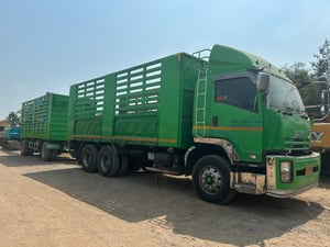 ISUZU FVM 300แรงม้า รถบรรทุก 10ล้อ พ่วงแม่ลูก ปี2552