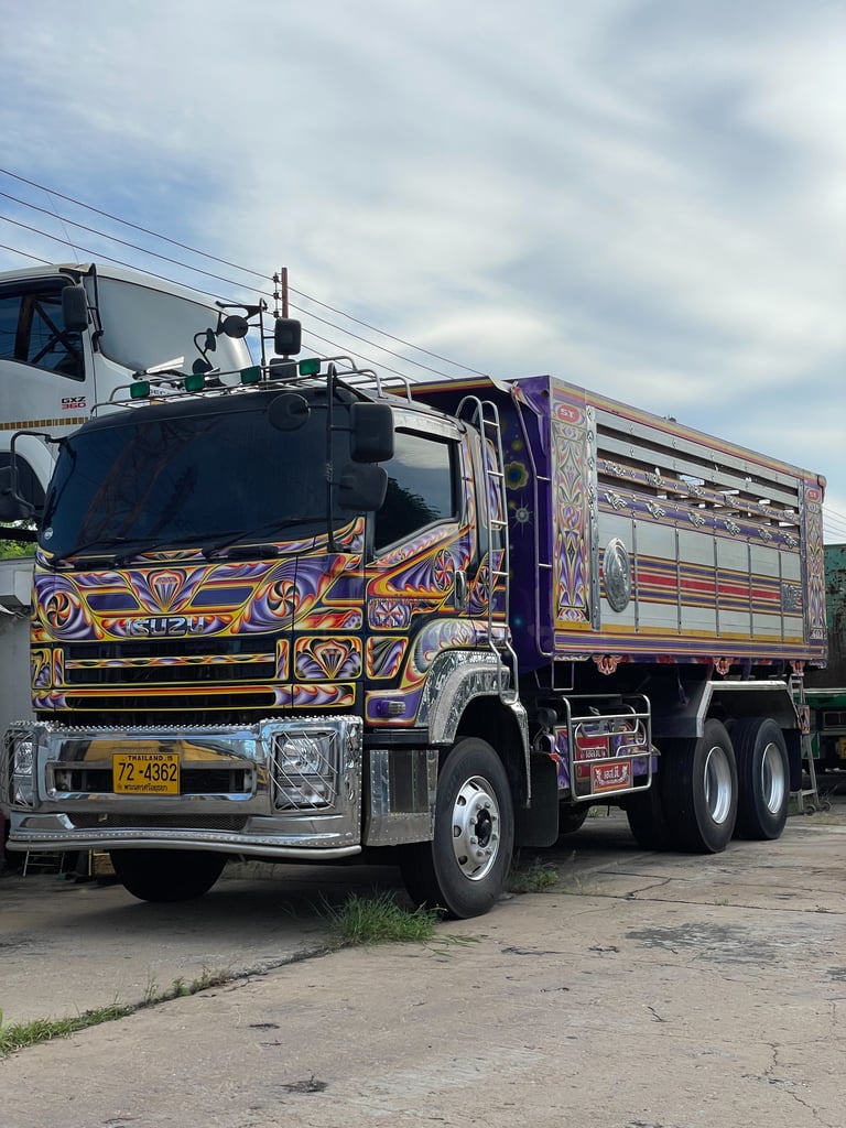 ISUZU FXZ 360แรงม้า รถบรรทุก 10ล้อ ดั้มพ์ ปี59