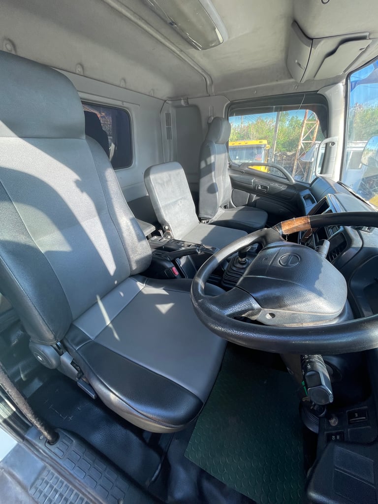 HINO FL 212แรงม้า รถบรรทุก 10ล้อ กระบะคอกสูง ปี2557