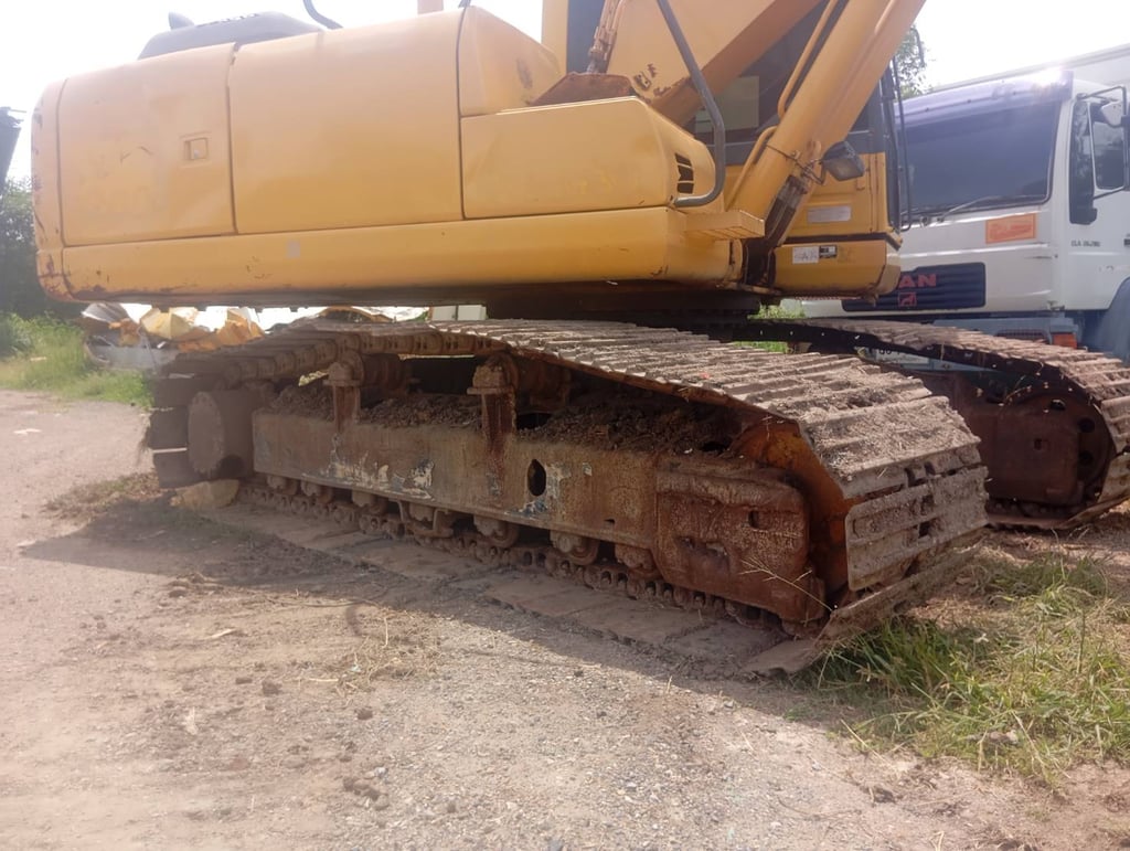 รถแม็คโคร PC200-8A ปี2556 ใช้งานได้ปกติ