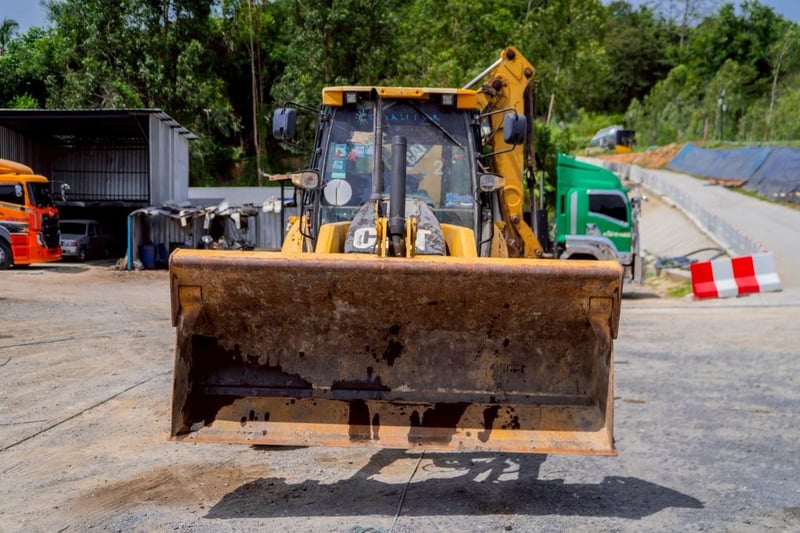 รถ JCB CATERPILLAR รุ่น 422E" รถ JCB CATERPILLAR รุ่น 422E"