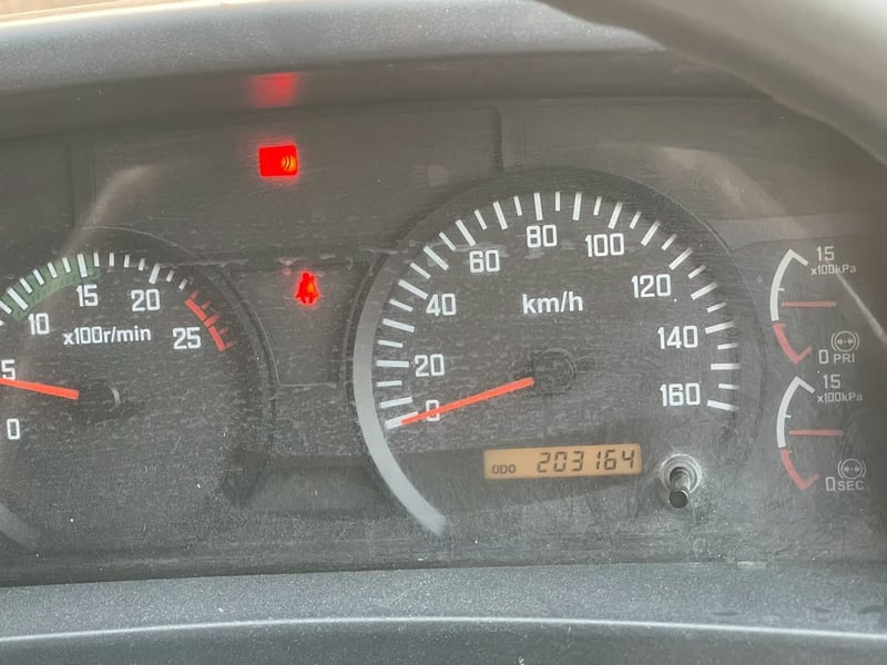 ISUZU FXZ 360แรงม้า รถบรรทุก 10ล้อ โม่ผสมปูน ปี2013 เลขไมล์ 203,164 กม.