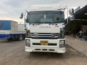 ISUZU FTR 240แรงม้า รถบรรทุก 6ล้อ หัวลาก เฉพาะหัว ปี2022 เลขไมล์ 150,053 กม.
