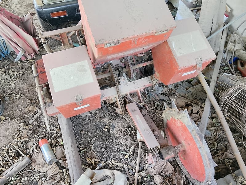 ขายเครื่องหยอดข้าวโพด