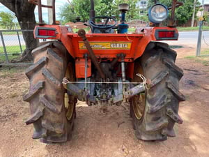 รถไถคูโบต้า L1-265 (เก่านอก)