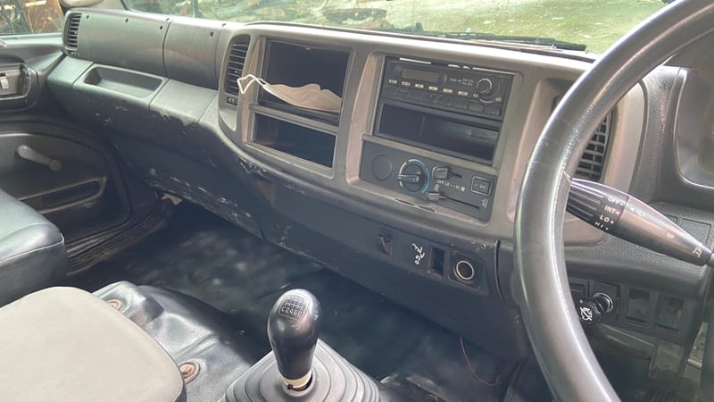 HINO FG1J สิบล้อเพลาเดียว260แรง JO8C หัวครัทซียาว7.50เมตร