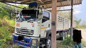 ISUZU 360ปี57 พ่วงดั้มเสาธงแม่ลูก3คาน เนื้อ29.3ตัน