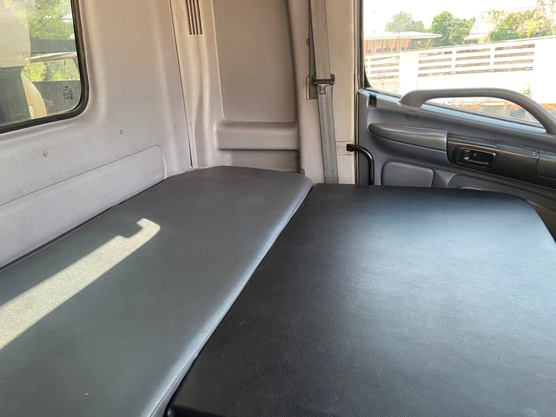 HINO FM 260แรงม้า รถบรรทุก 10ล้อ หัวลาก เฉพาะหัว ปี2010 HINO FM 260แรงม้า รถบรรทุก 10ล้อ หัวลาก เฉพาะหัว ปี2010