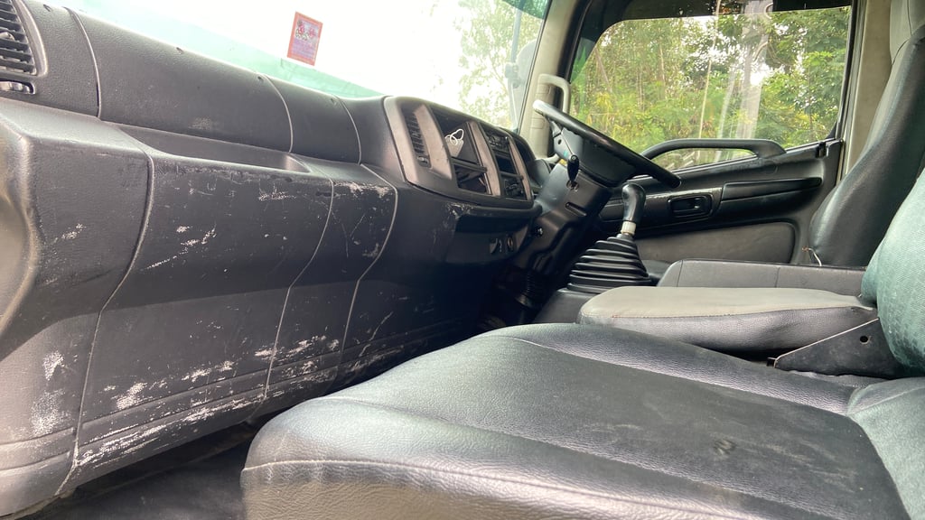 HINO FG1J สิบล้อเพลาเดียว260แรง JO8C หัวครัทซียาว7.50เมตร HINO FG1J สิบล้อเพลาเดียว260แรง JO8C หัวครัทซียาว7.50เมตร