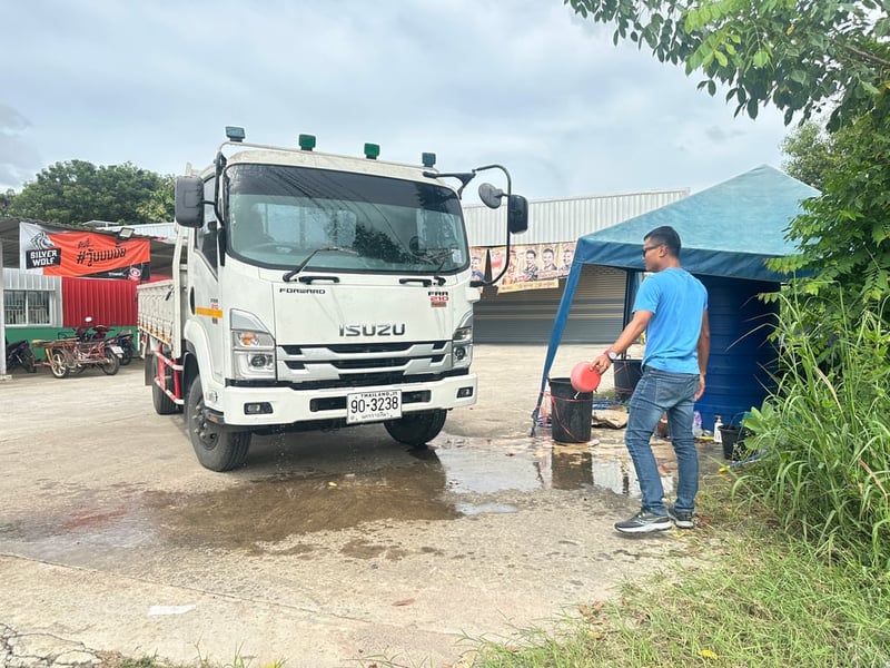 ISUZU FRR 210แรงม้า รถบรรทุก 6ล้อ กระบะเหล็ก ปี2022 เลขไมล์น้อยกว่า 50,000 กม. ISUZU FRR 210แรงม้า รถบรรทุก 6ล้อ กระบะเหล็ก ปี2022 เลขไมล์น้อยกว่า 50,000 กม.