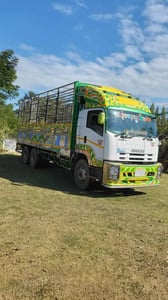 ISUZU FVM 240แรงม้า รถบรรทุก 10ล้อ กระบะคอกสูง ปี2014  ติดต่อคุณกล้วย โทร 089-8456025