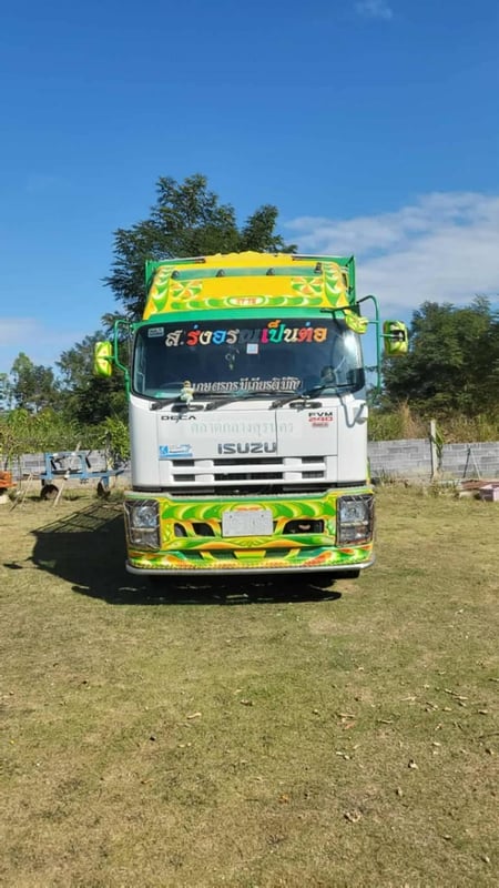 ISUZU FVM 240แรงม้า รถบรรทุก 10ล้อ กระบะคอกสูง ปี2014  ติดต่อคุณกล้วย โทร 089-8456025