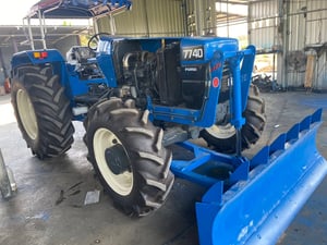 รถไถฟอร์ดรุ่น 5640 เช็คใหม่ทั้งคันทะเบียนพร้อมโอน