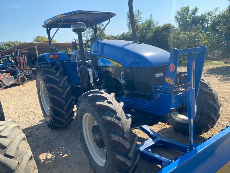 รถไถฟอร์ดรุ่นทีเอสเก้าศูนย์