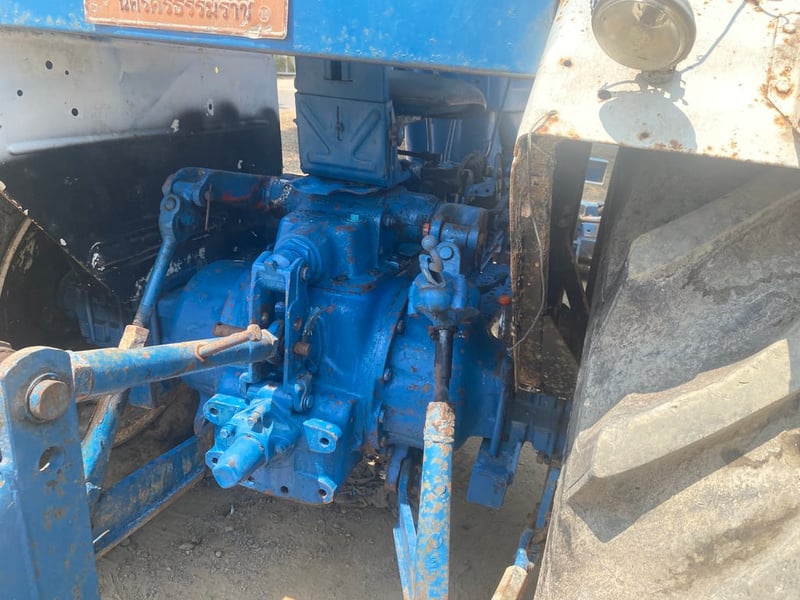 รถไถฟอดรุ่น6610