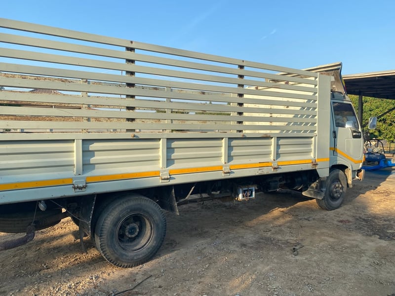 หกล้อฮีโน่ เอฟซี120 รถห้างใหม่ไทย