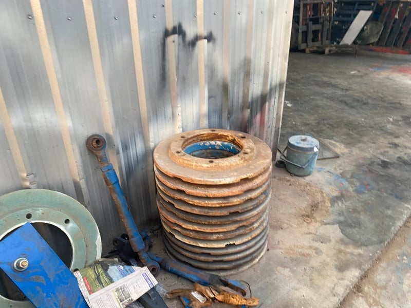 รถไถฟอร์ดรุ่น 6640 และรุ่น 5640 ตู้แอร์เกียร์กลางเช็ค 100 และทีเอสเก้าศูนย์