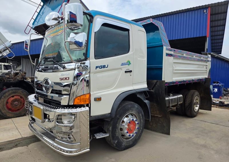 HINO FG 240แรงม้า รถบรรทุก 6ล้อ ดั้มพ์ ปี2017 HINO FG 240แรงม้า รถบรรทุก 6ล้อ ดั้มพ์ ปี2017