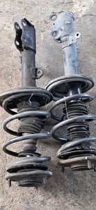 โช๊คคู่หน้า Toyota Wish