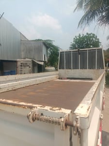 ISUZU NPR 150แรงม้า รถบรรทุก 6ล้อ กระบะเหล็ก ปี2013 เลขไมล์ 541,669 กม. ISUZU NPR 150แรงม้า รถบรรทุก 6ล้อ กระบะเหล็ก ปี2013 เลขไมล์ 541,669 กม.