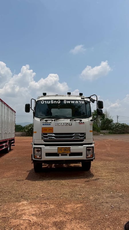 ISUZU FXZ 360แรงม้า รถบรรทุก 10ล้อ พ่วงแม่ลูก ปี2023 เลขไมล์ 52,034 กม.